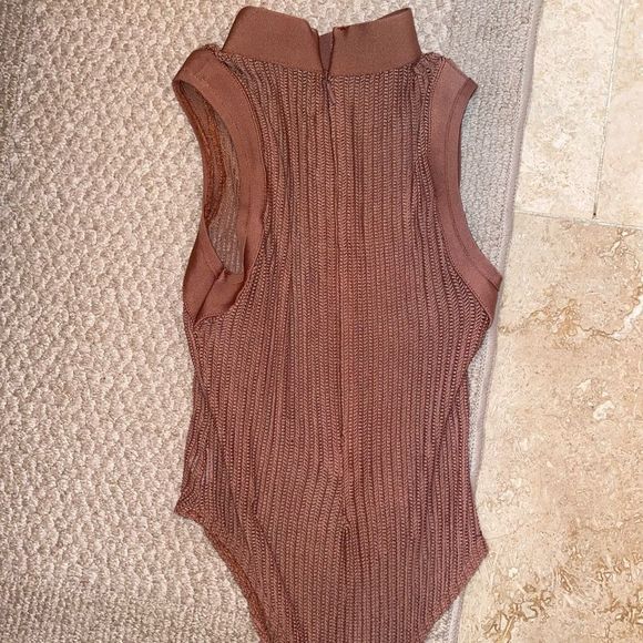 Nude Bodysuit Turtle Neck - Picture 2 of 2
